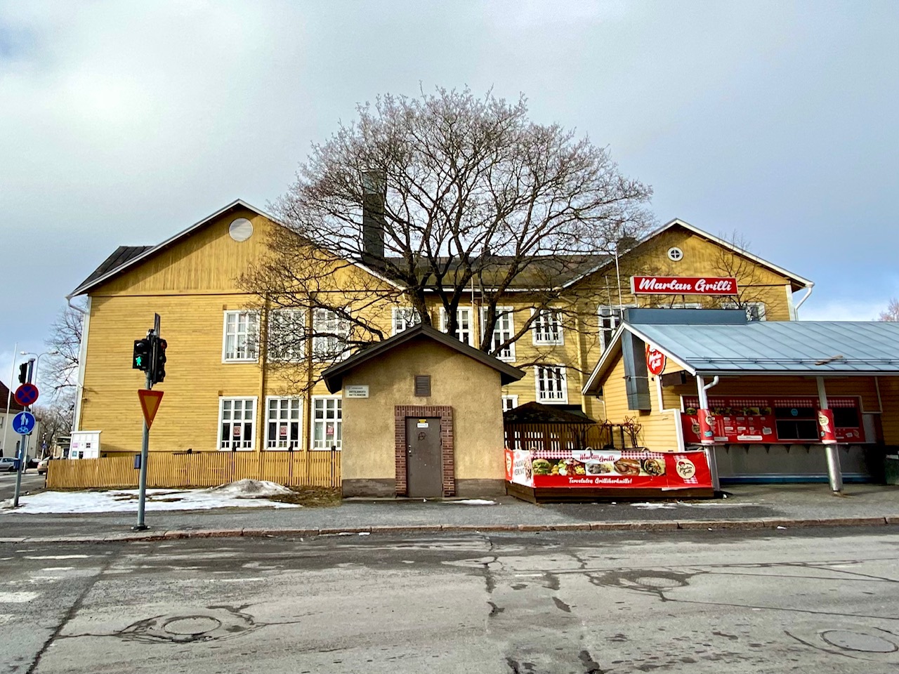 Lohjalla nautitaan lauantaista, mutta alkuviikko kääntää sään taas sateiseksi