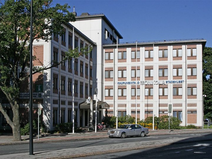 Monkola ja asiakaspalvelukeskus joulusulkuun – asiointi siirtyy väliaikaisesti verkkoon ja puhelimeen