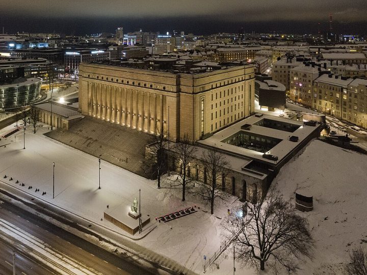 Hallitus vei eteenpäin määräaikaisten työsopimusten muutoksia – vaikutukset näkyvät myös Lohjan työmarkkinoilla