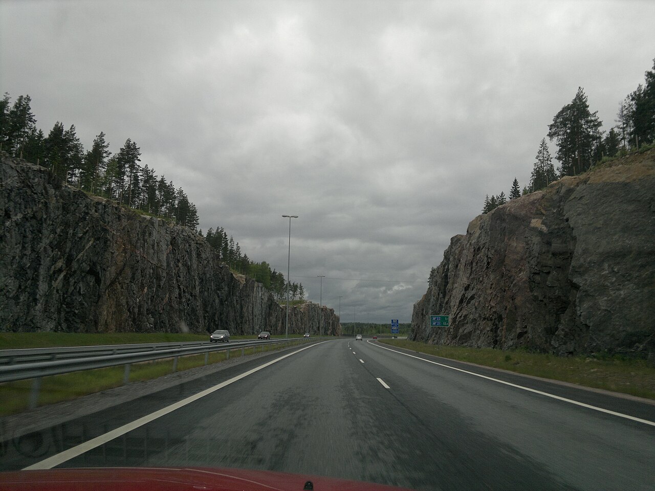 Päällystysrahaa tulee jälleen, mutta Lohjan tieosuudet varmistuvat vasta kevään aikana