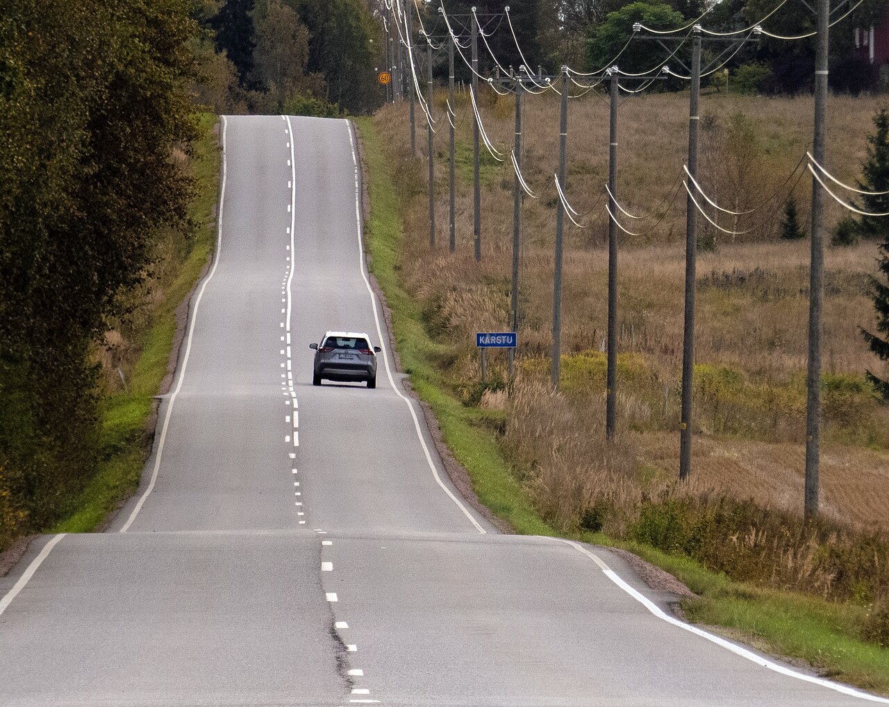 Lohjan pikkuteillä voi alkaa uusi aikakausi, jos asfaltin ylläpidosta aletaan tinkiä