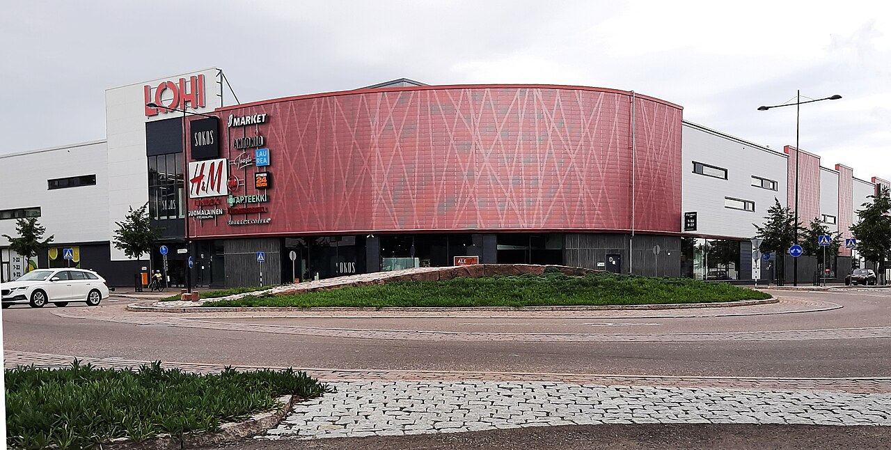 Kauppakeskus Lohi mukana kasvuluvuissa – vuoden 2025 data antaa Lohjan keskustalle varovaisen plussamerkin