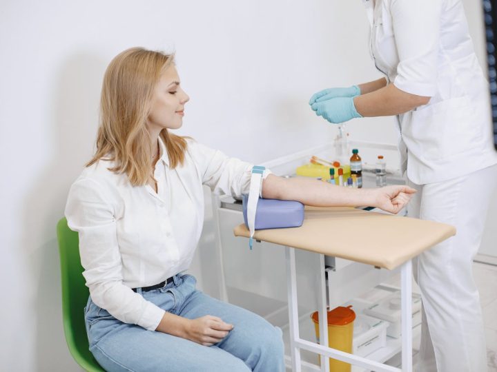 Hepatiitti C:n hoitoa vahvistetaan Länsi-Uudellamaalla – liikkuvat palvelut voivat helpottaa myös Lohjan arkea