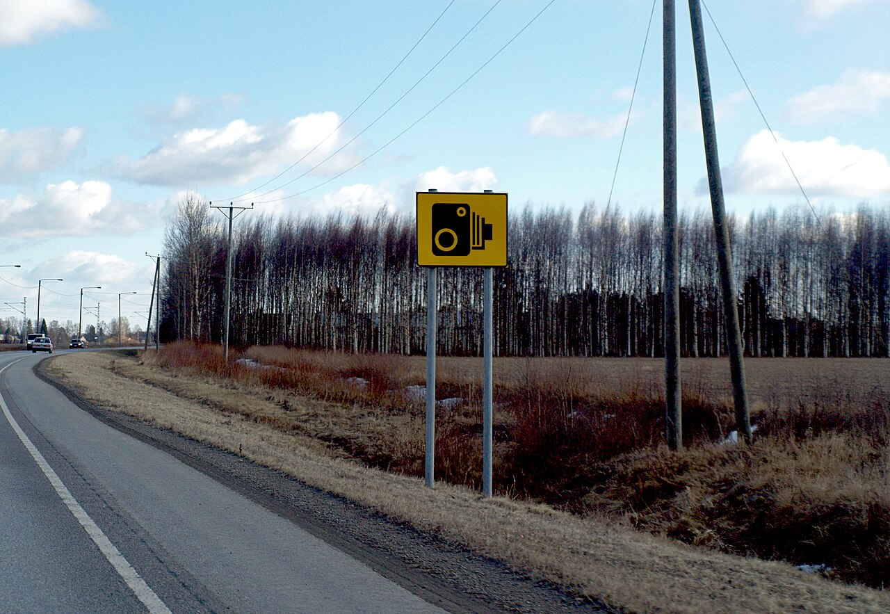 Ylinopeudet nousivat pääväylillä pintaan – viesti osuu myös Lohjan suunnan työmatkoihin