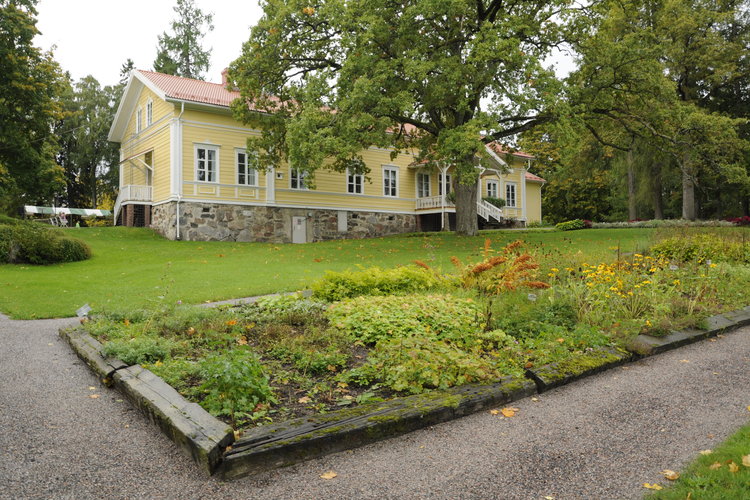 Lohjan menovinkit 10.4.2026: Tutuilla vesillä, karaoketanssit, Avain hukassa ja Salainen puutarha – 10 poimintaa