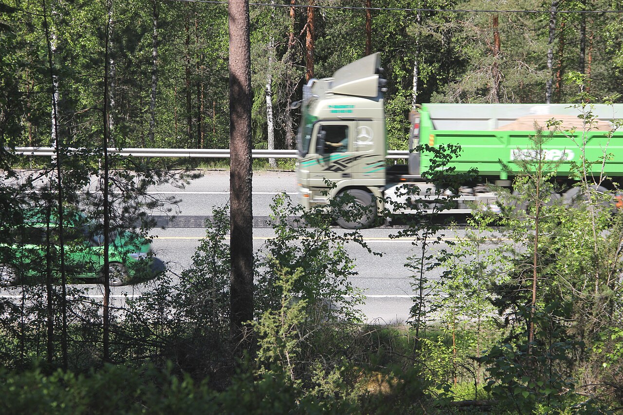 Liikenne 12 nosti Valtatie 25:n ja rantaradan Länsi-Uudenmaan kärkilistalle