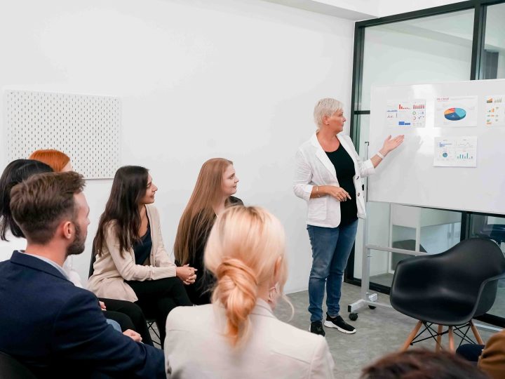 Lohjan menovinkit 8.4.2026: Tytyrin Noitaluola, Soppakirkko, yrittäjäilta ja Opus K:n jazz – 10 poimintaa