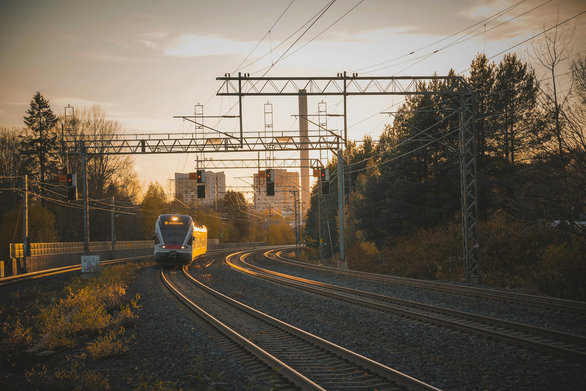 Länsiradan aikataulu venyi – Lohjalla odotus siirtyi nyt vuoteen 2028.