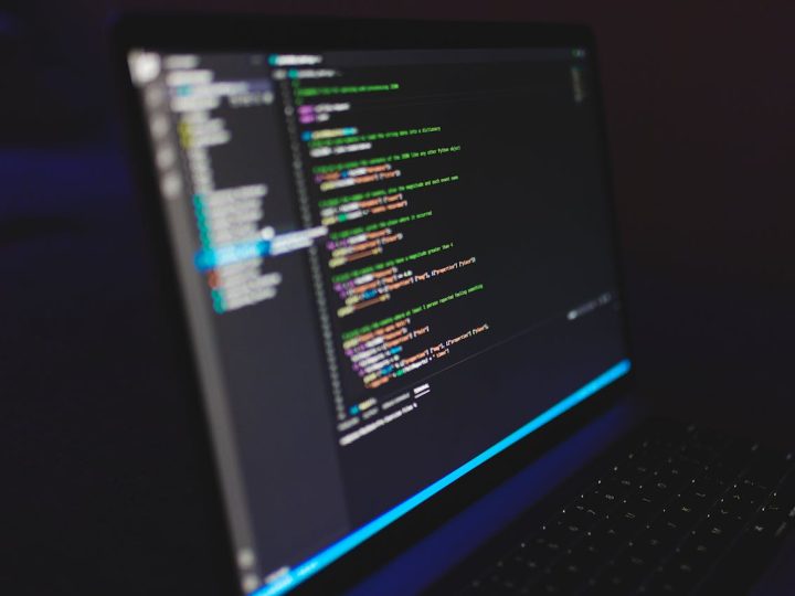 Tekoäly nosti pankkien kyberturvahuolen otsikoihin – Lohjalla tärkein suoja on yhä rauhallinen tarkistaminen