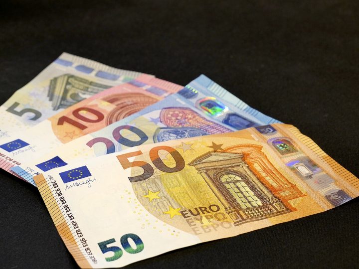 Rahalahja lapsenlapselle voi palata verotukseen perinnön yhteydessä – 7 500 euron raja ei ratkaise kaikkea