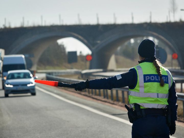 Poliisin juhannusvalvonta paljasti 62 rattijuopumusepäilyä Länsi-Uudellamaalla
