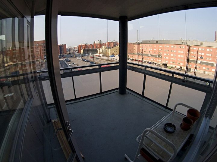 Parveketupakoinnin kieltoihin esitetään kevyempää päätösmallia – muutos koskisi myös lohjalaisia taloyhtiöitä