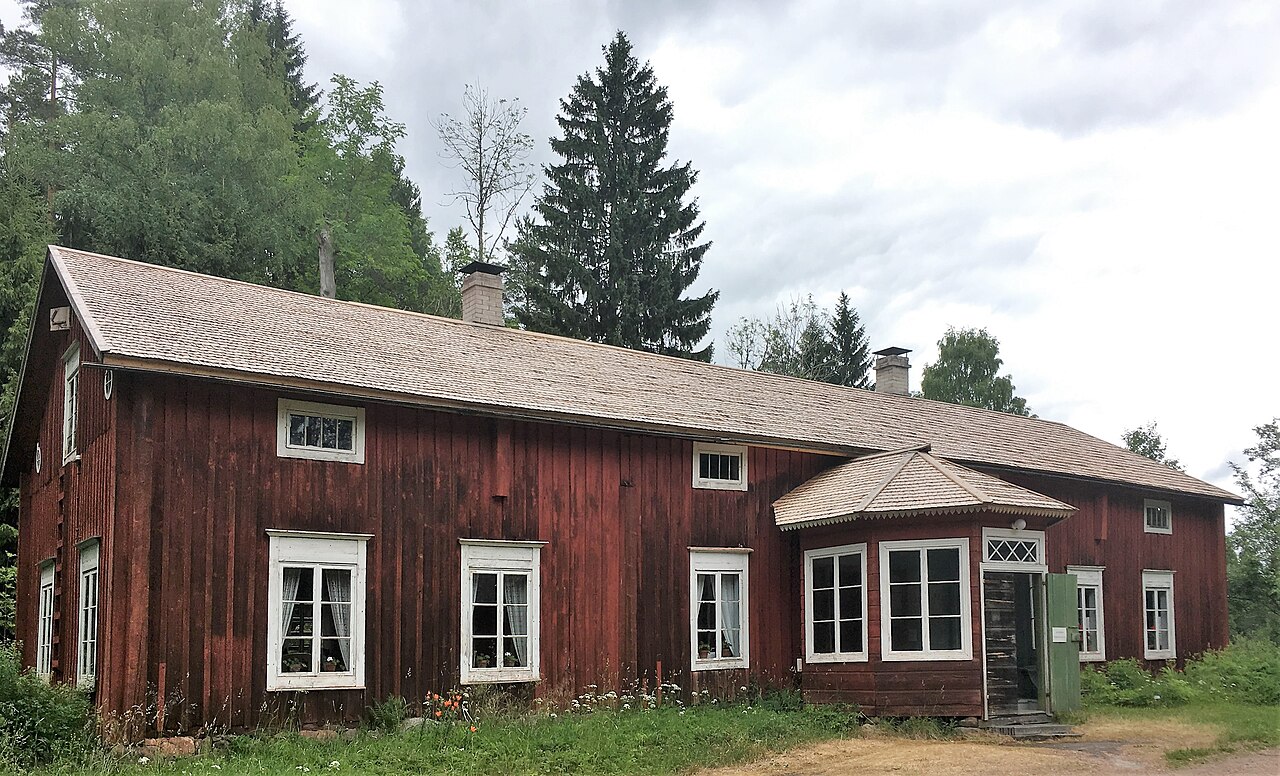 Sammatin Lammin tupa täyttyi vapauskeskustelusta