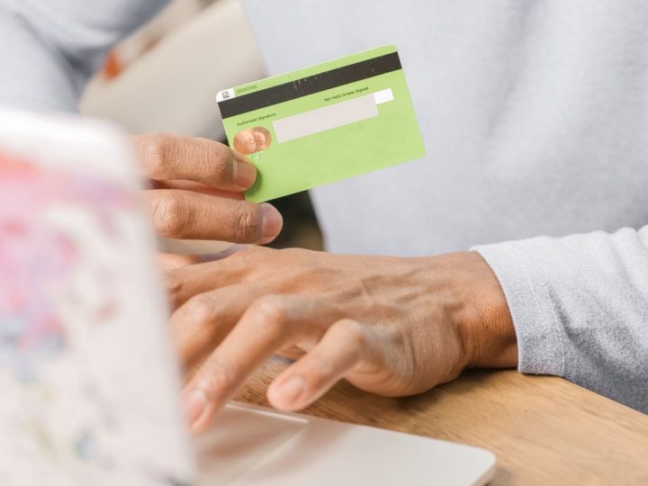 OmaKannan ja Klarnan nimissä liikkuu huijausviestejä